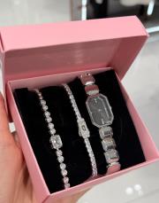 colıs saat gold siyah