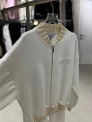 triko detay fermuarlı takım beyaz 2