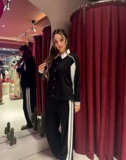 yakalı takım siyah