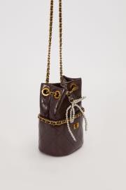 büzgü kapamalı omuz çanta koyu kahve