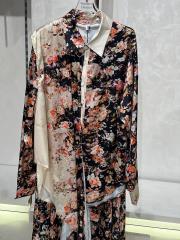 çiçek desenli ithal renkli krem