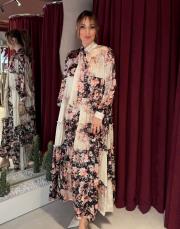 çiçek desen elbise renkli krem 2