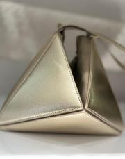 parlak geometri çanta gold