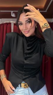 düğme detay bluz siyah 2